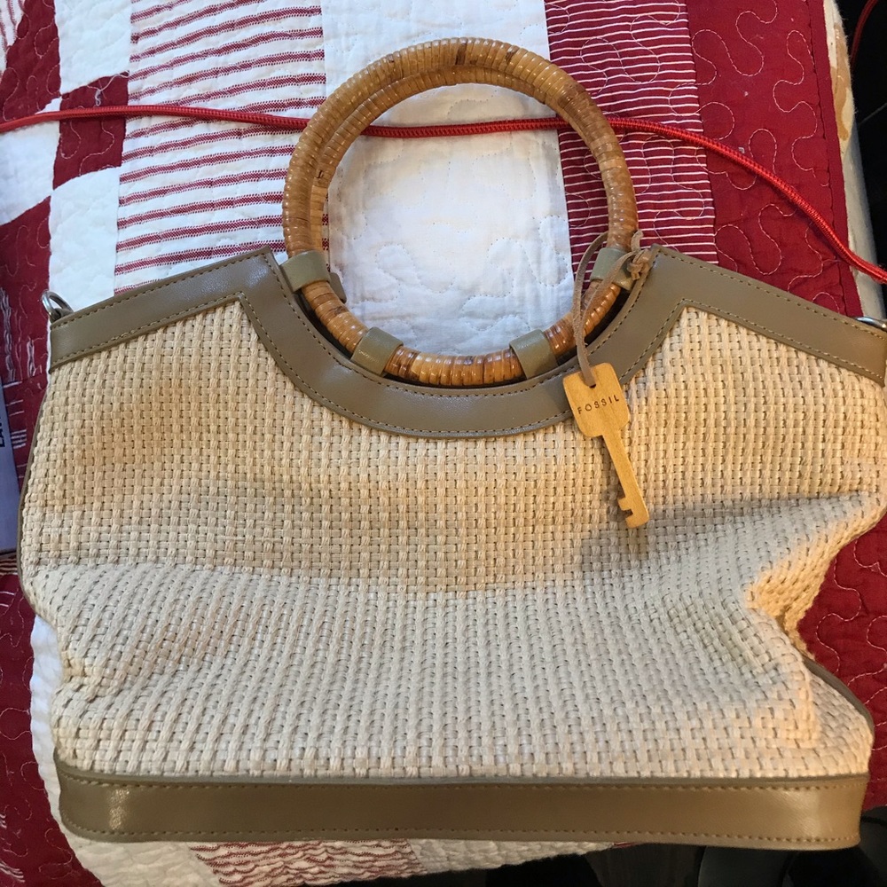Fossil Woven Straw Tote Bag w Bamboo Ring Handles - Picture 2 of 10